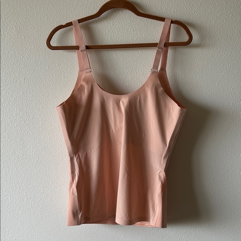 Honey Love Lift wear Tank - Picture 4 of 5